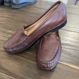 SAS Wine Slip On Loafers Size 7